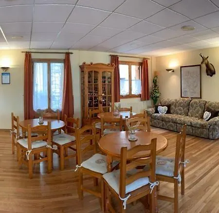 Casa Morlans 3000 2* פנטיקוסה
