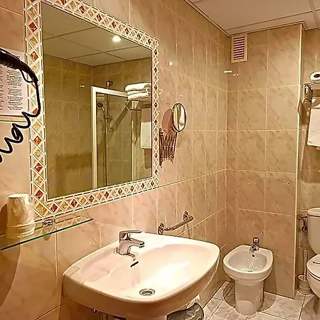 Casa Morlans 3000 Hotel 2*