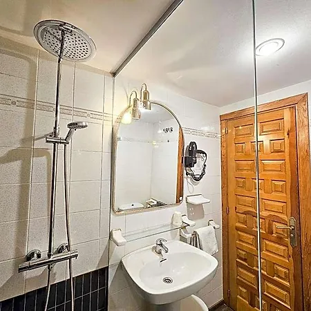 Casa Morlans 3000 2*