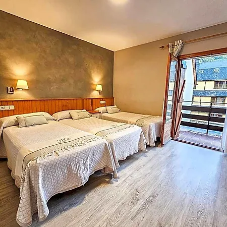 Hotel Casa Morlans 3000 2*